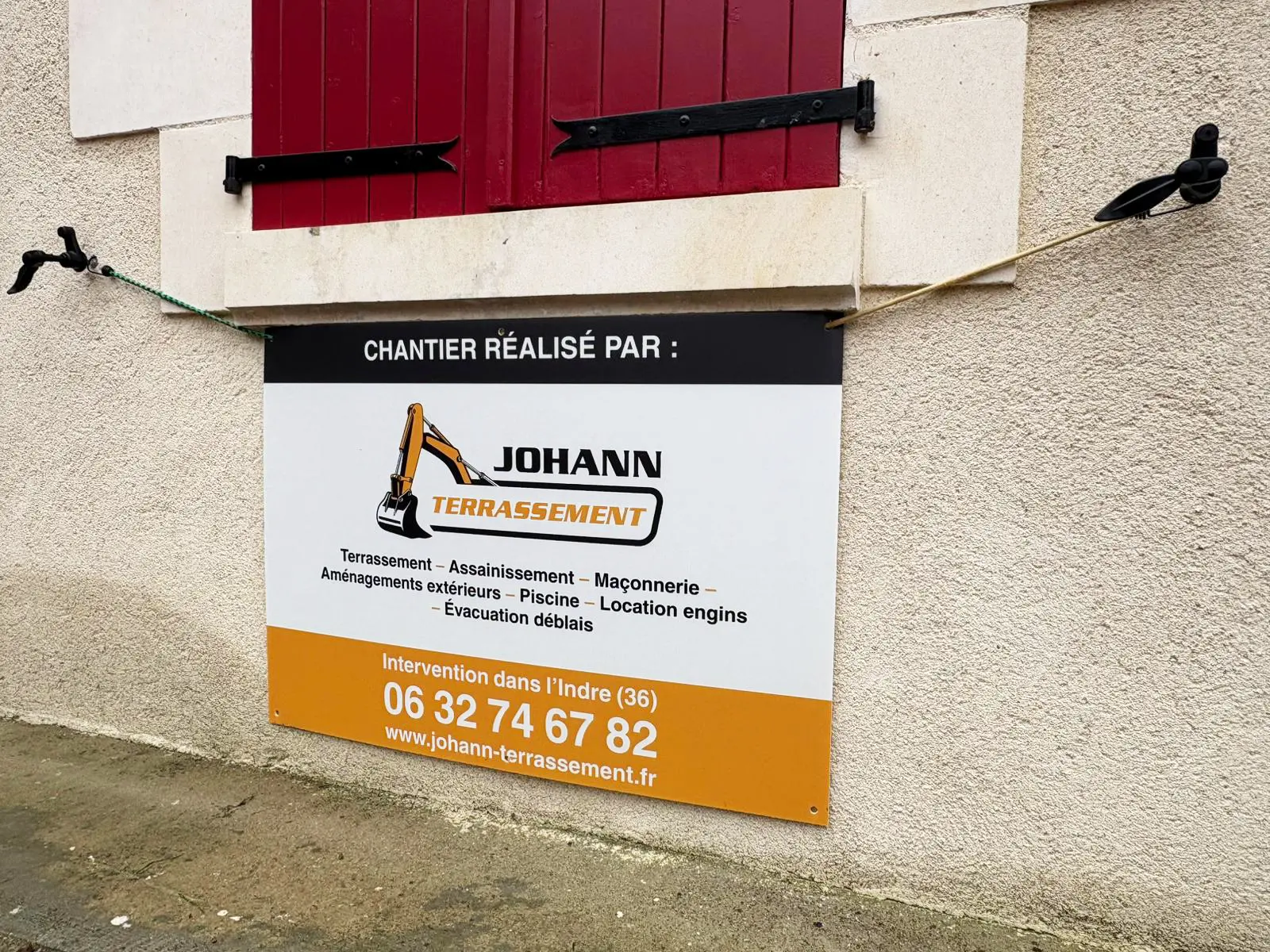 Panneau chantier Johann Terrassement